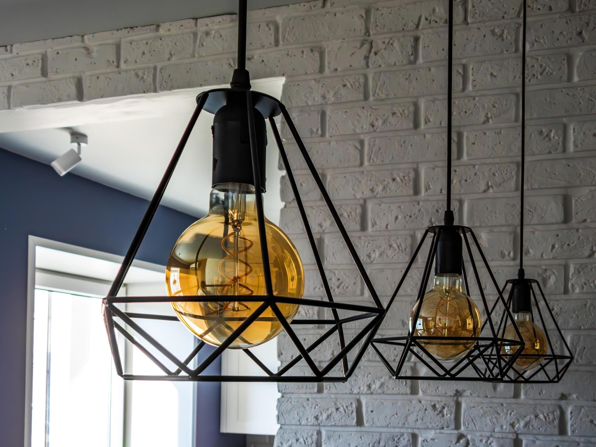 Comment choisir sa suspension luminaire : le guide complet par pièce, matériau et style Image