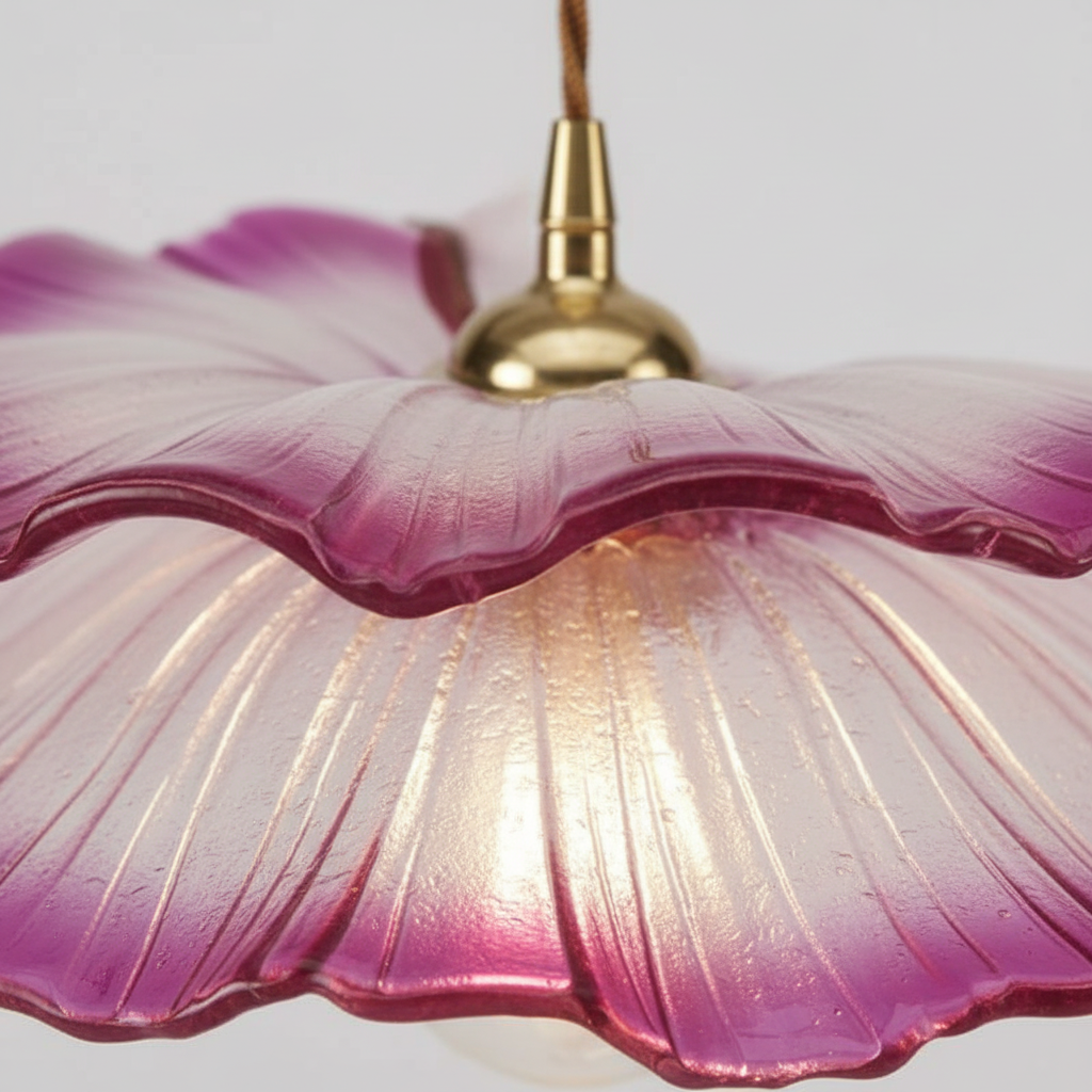 Lustre 3 Suspensions Fleur Verre Rose Violet Vintage - gros plan sur les détails de fabrication