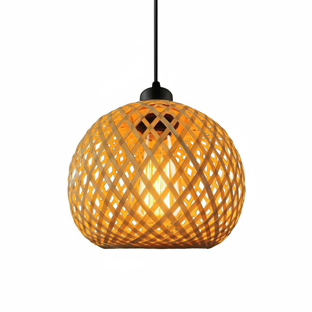Suspension Boule Bambou Tressé Ajouré - vue produit sur fond blanc