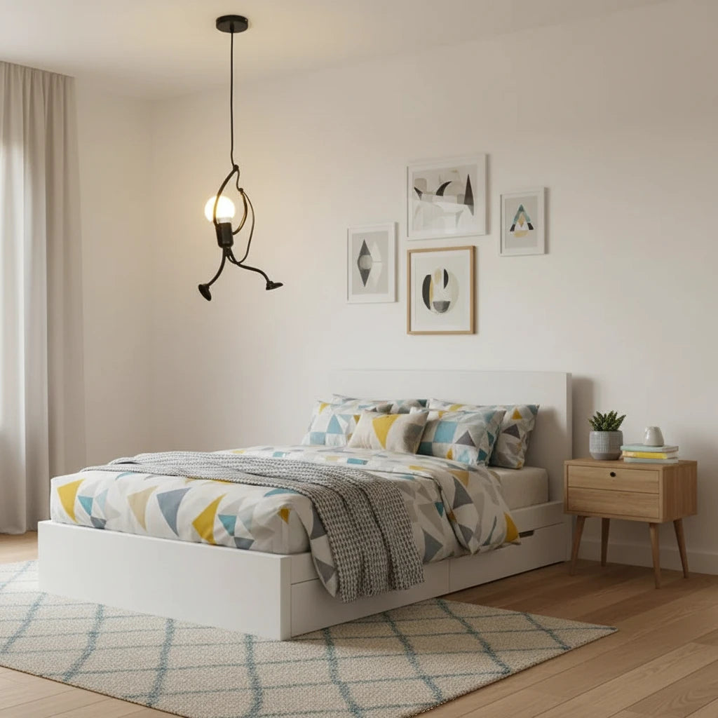 suspension-petit-bonhomme-metal-noir-design highlight Image